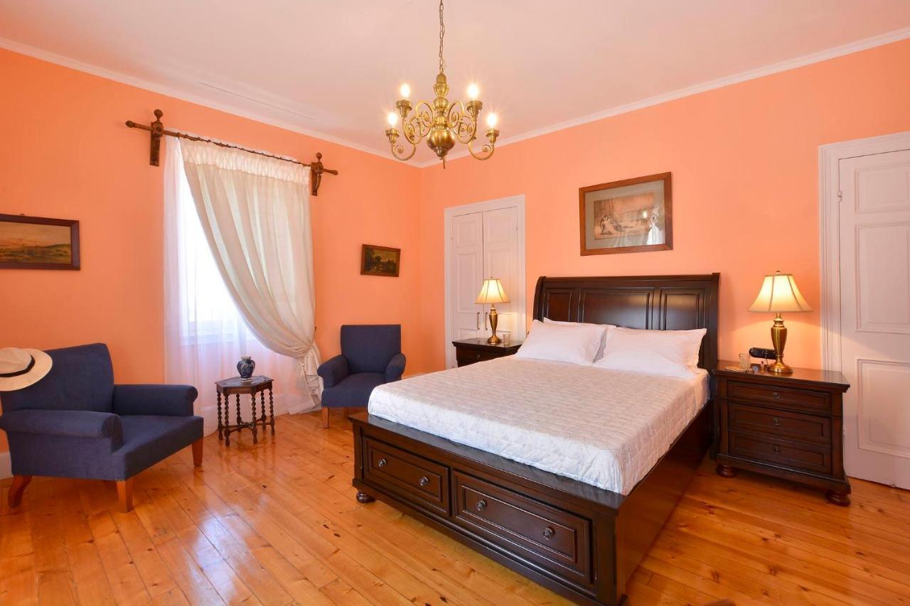 History House Aparthotel