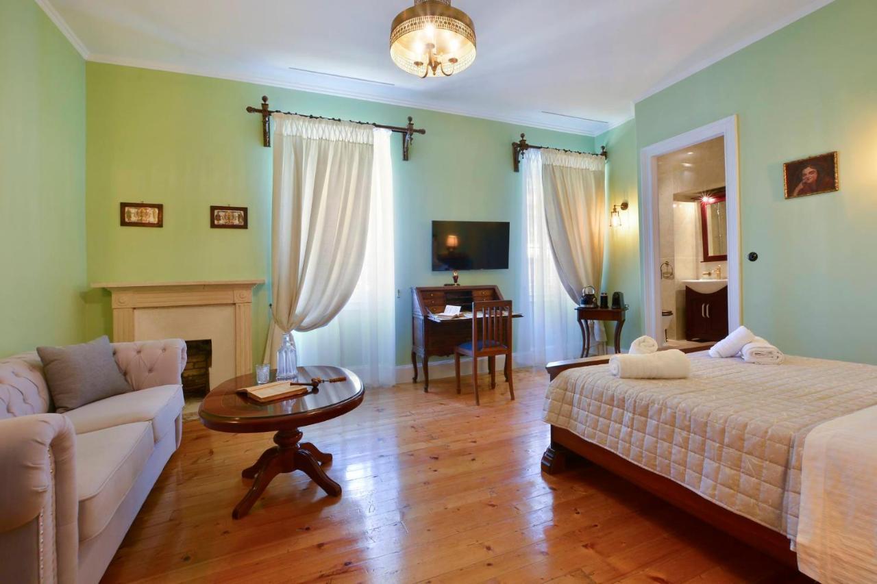 History House Aparthotel