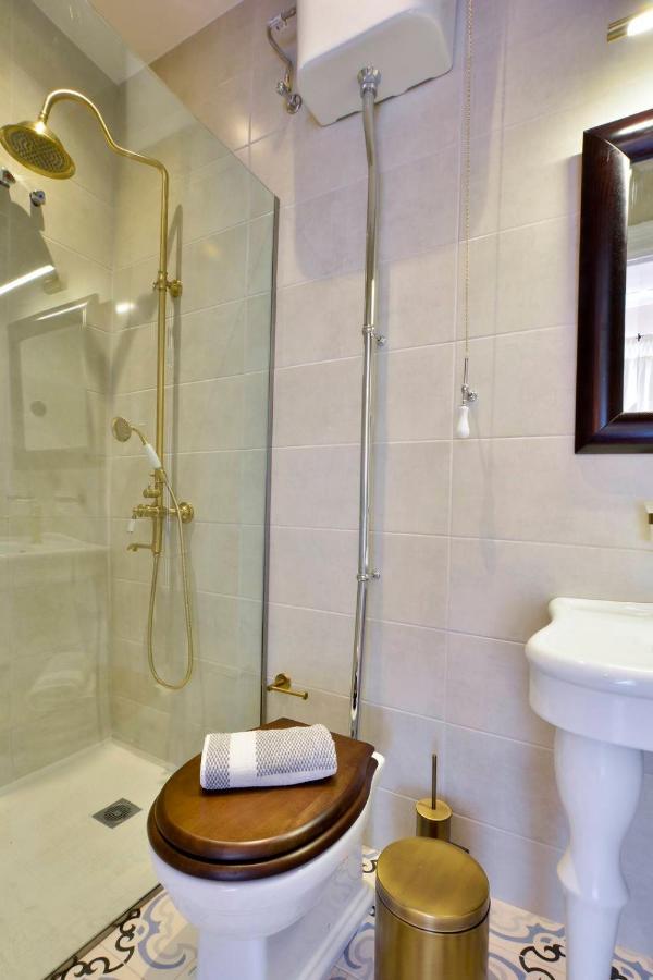 Aparthotel History House *